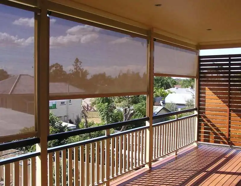 Outdoor-Blinds-for-Apartment-Balcony
